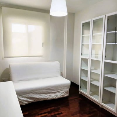 Vermietung einer gemütlichen Wohnung mit 2 Schlafzimmern, 85 m², Alicante, Spanien